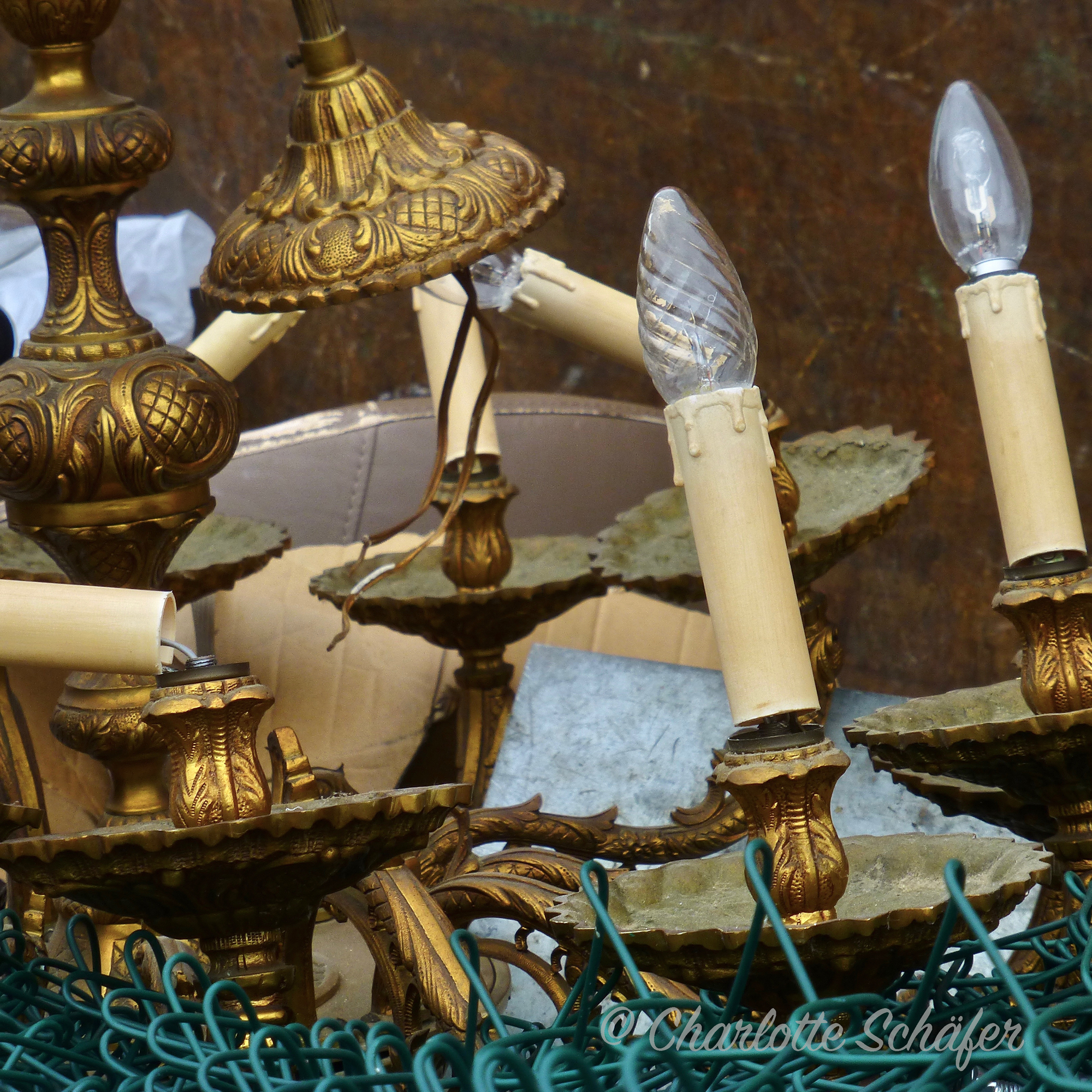 Besuch auf dem Recyclinghof – Alte Pracht, einfach weggeworfen…..